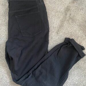 NWOT Universal Thread Black Jeans Size 18L